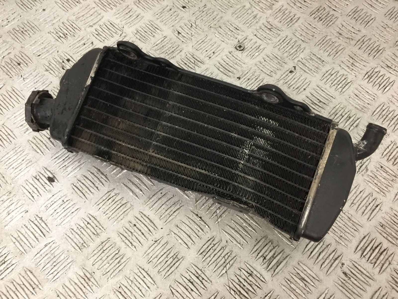 KTM400 KTM 400 LC4-E RADIATOR   YEAR 2000 (STOCK 898)