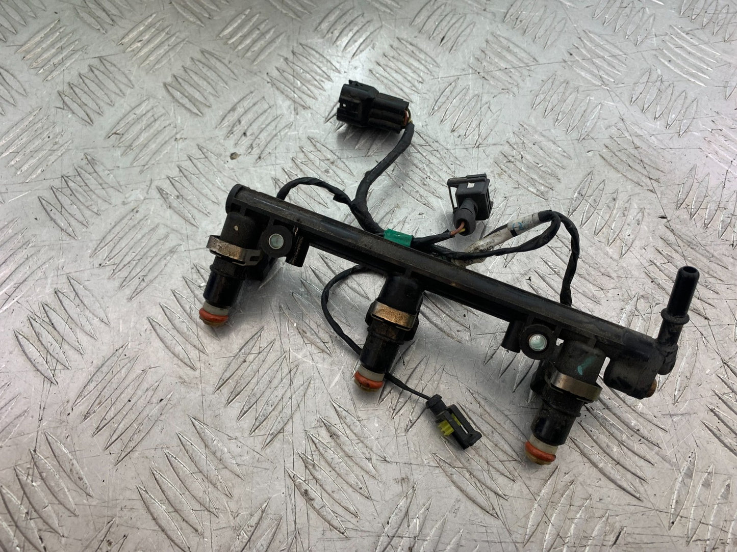 TRIUMPH 1050 SPRINT GT INJECTORS YEAR 2010-2016 (CMB1250)