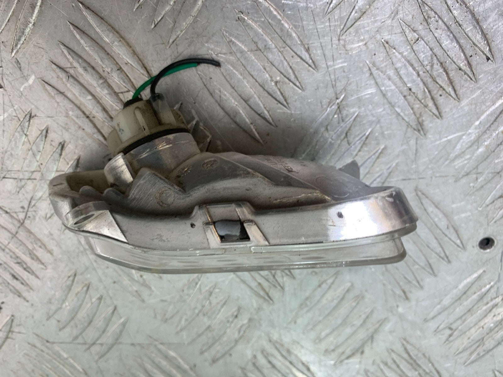 YAMAHA XMAX 250 XMAX 250 FRONT INDICATOR  YEAR 2006-09 (CMB1201)