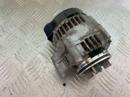 TRIUMPH 955i SPRINT ST ALTERNATOR   YEAR 1999-2004 (CMB1124)