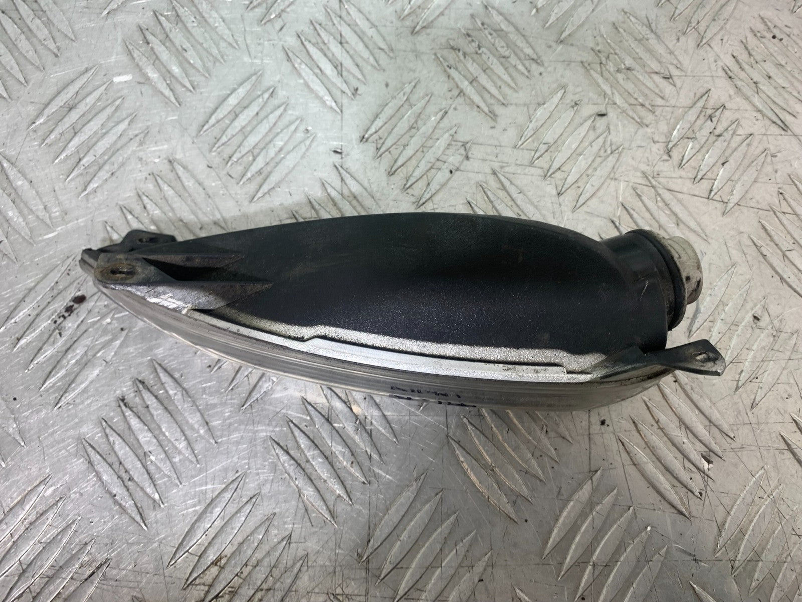 PIAGGIO MP3 250 ie FRONT RIGHT INDICATOR  YEAR 2007 (CMB1307)