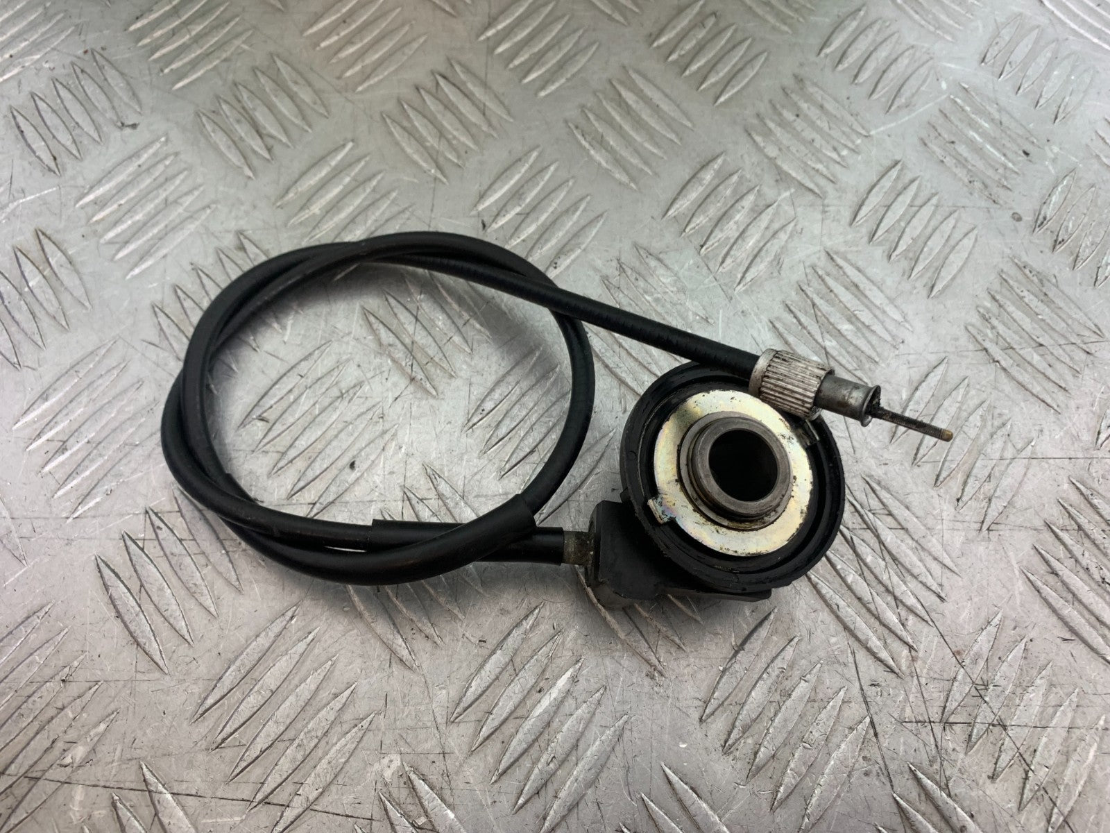 SUZUKI RF900 RF 900  SPEEDO DRIVE AND CABLE YEAR 1994-1999 CMB1326