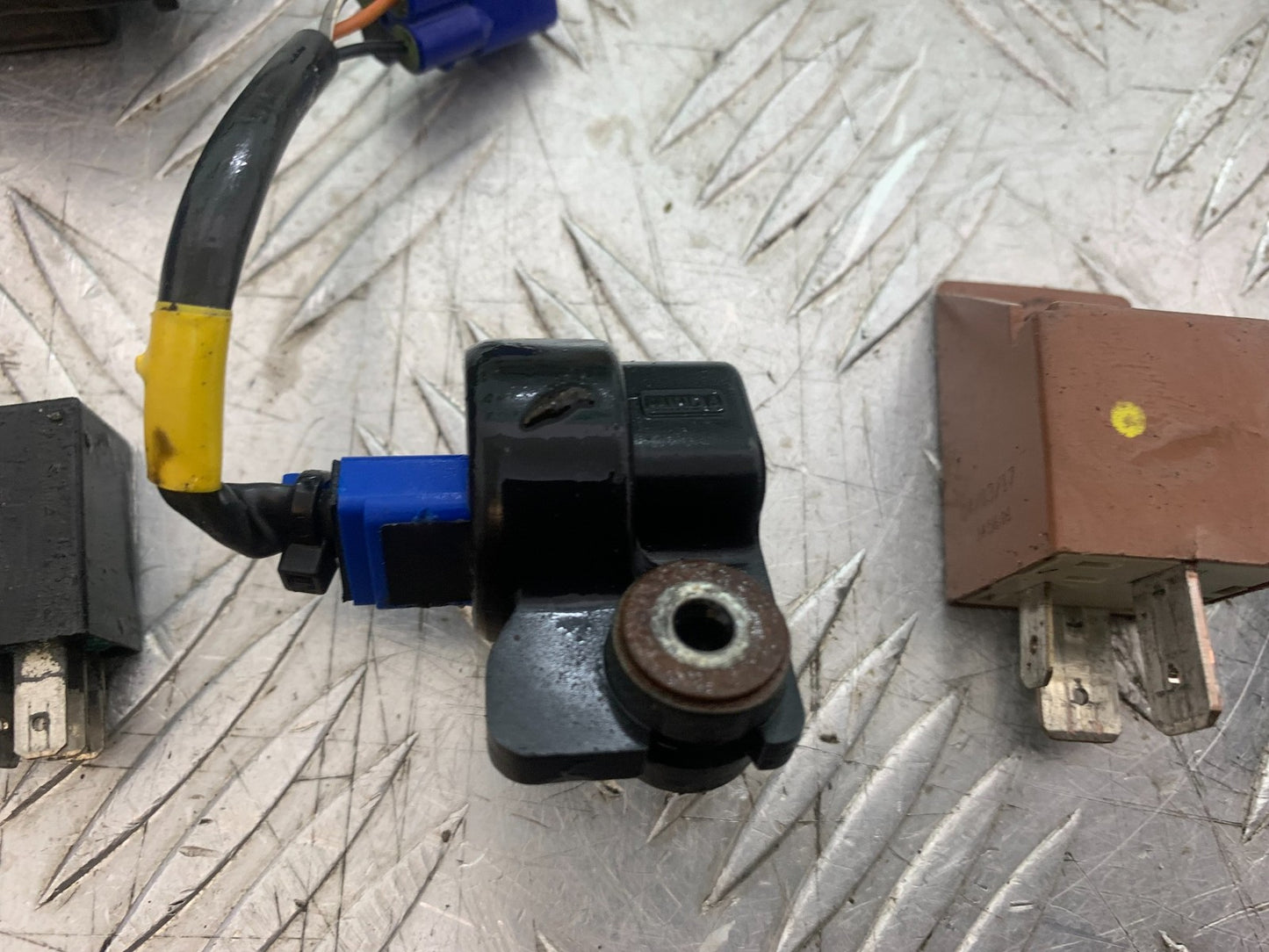 PIAGGIO VESPA GTS 125 RELAYS YEAR 2009-2014  (CMB1261)