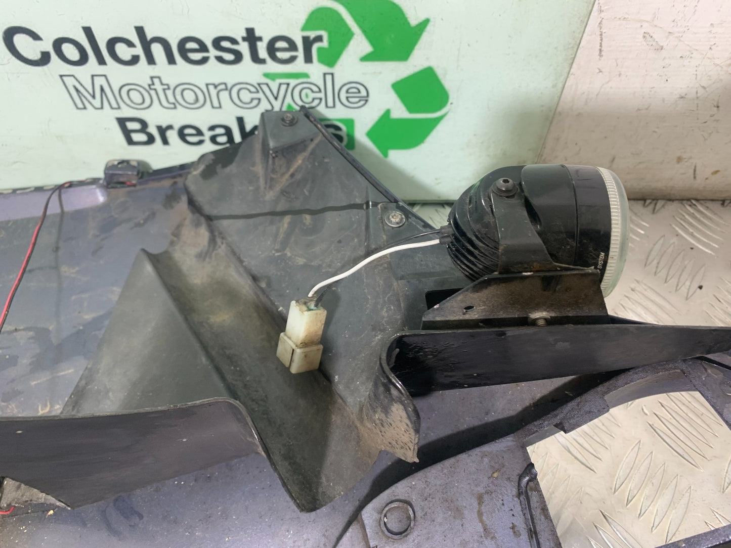 BMW K1200 K 1200 LT RIGHT FAIRING PANEL   YEAR 1999-07 (CMB1271)