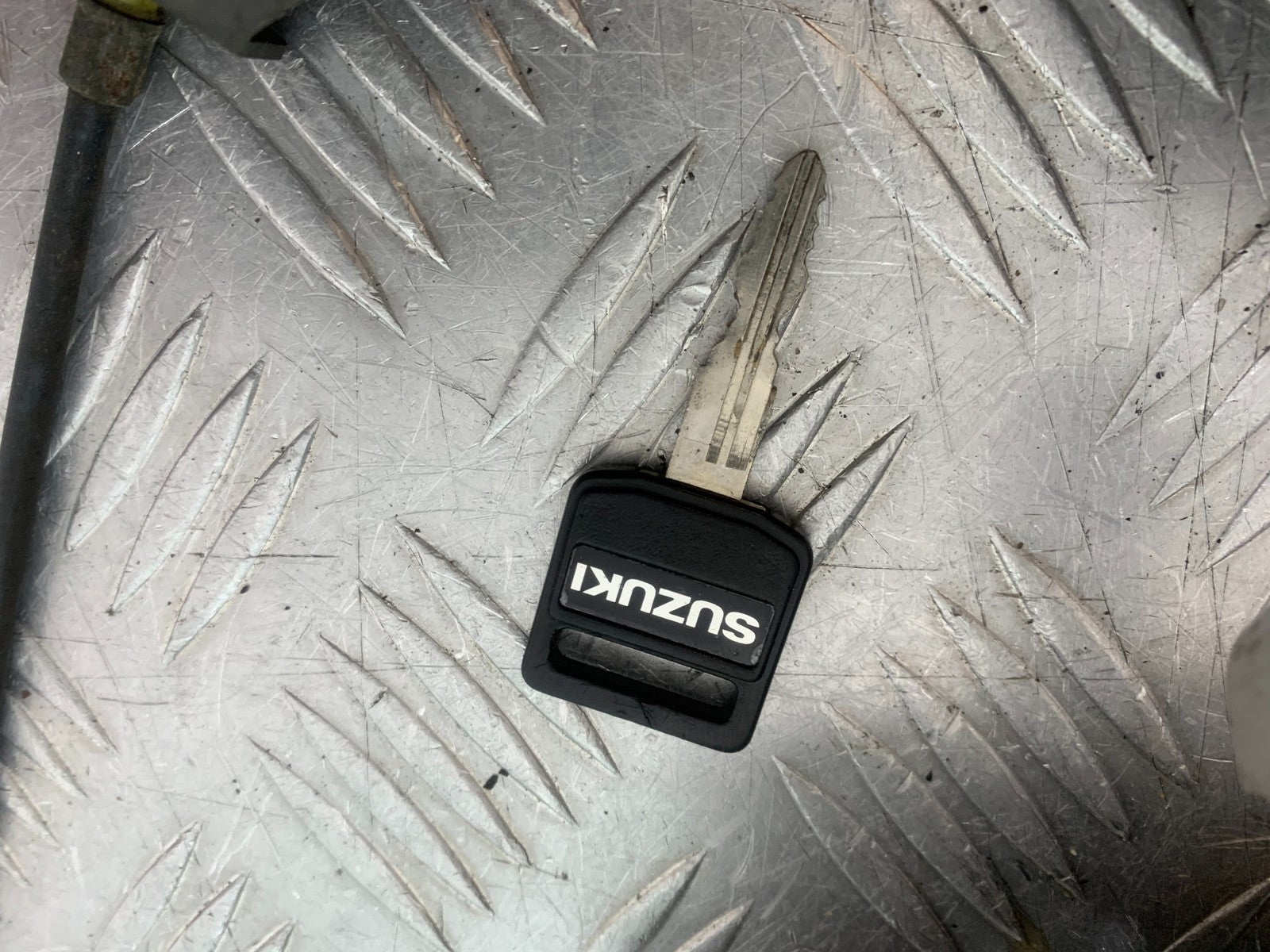 SUZUKI GS500 GS 500 LOCKS AND KEY  YEAR 2001-2008 (CMB1254)