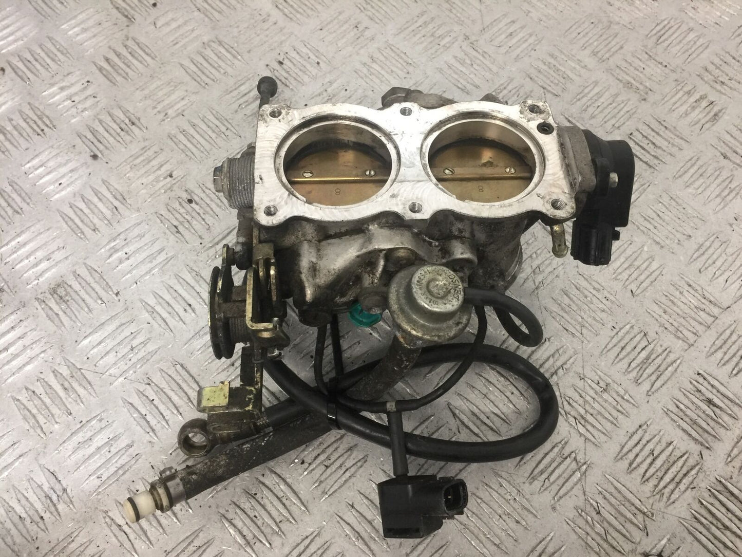 APRILIA RSV1000 RSV 1000 MILLE THROTTLE BODIES YEAR 2002 (STOCK 855)