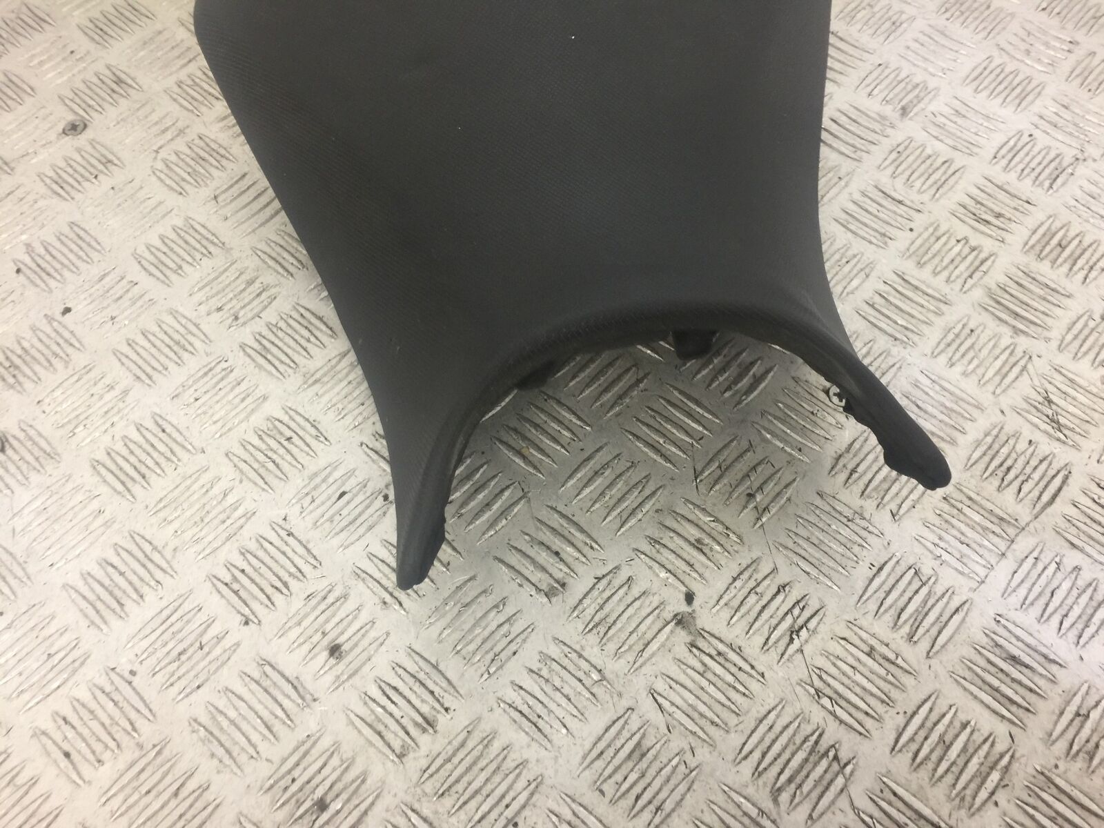 KAWASAKI NINJA 400 FRONT SEAT  YEAR 2019  (STOCK 635)