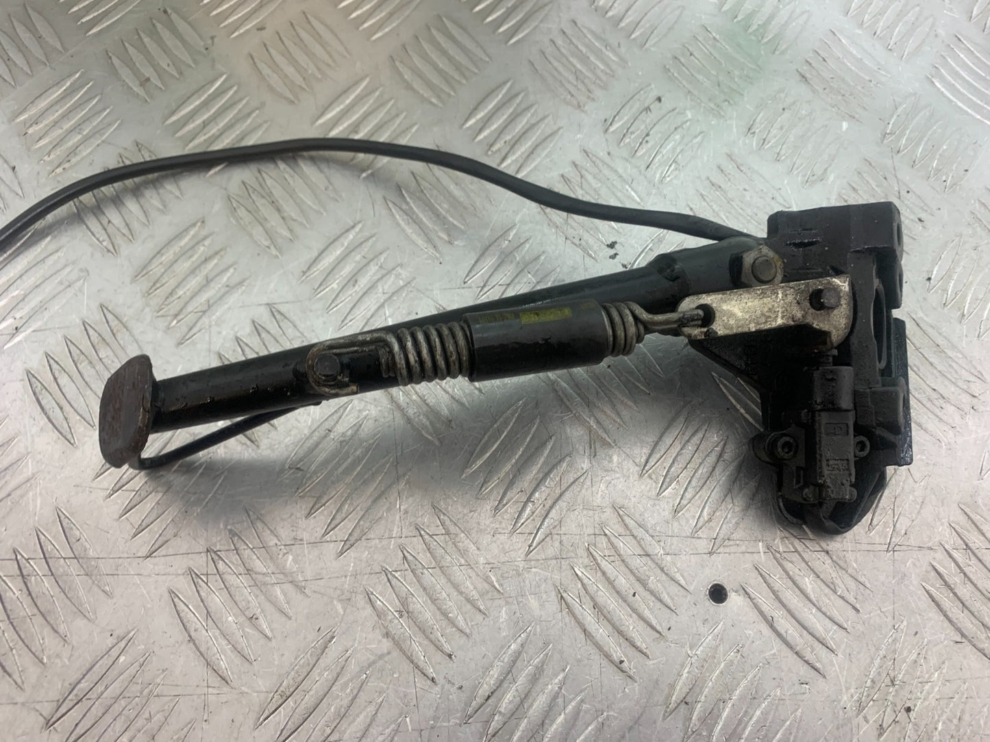 APRILIA SL750 SL 750 SHIVER SIDE STAND AND BRACKET  YEAR 2008-2016 (CMB1242)