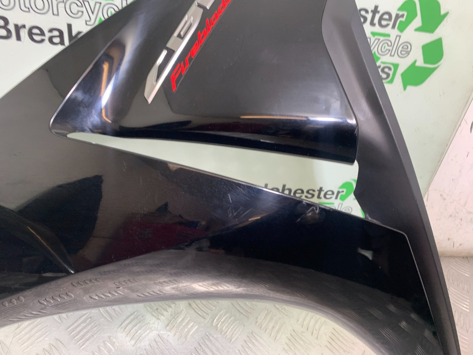 HONDA CBR1000 rr FIREBLADE LEFT FAIRING PANEL  2012-2016 (CMB1280)