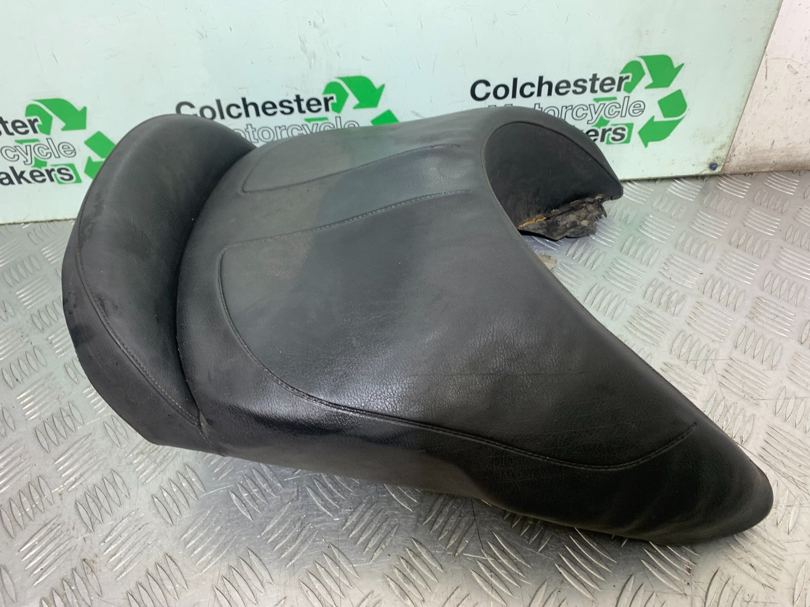 BMW K1200 K 1200 LT REAR SEAT  YEAR 1999-07 (CMB1271)