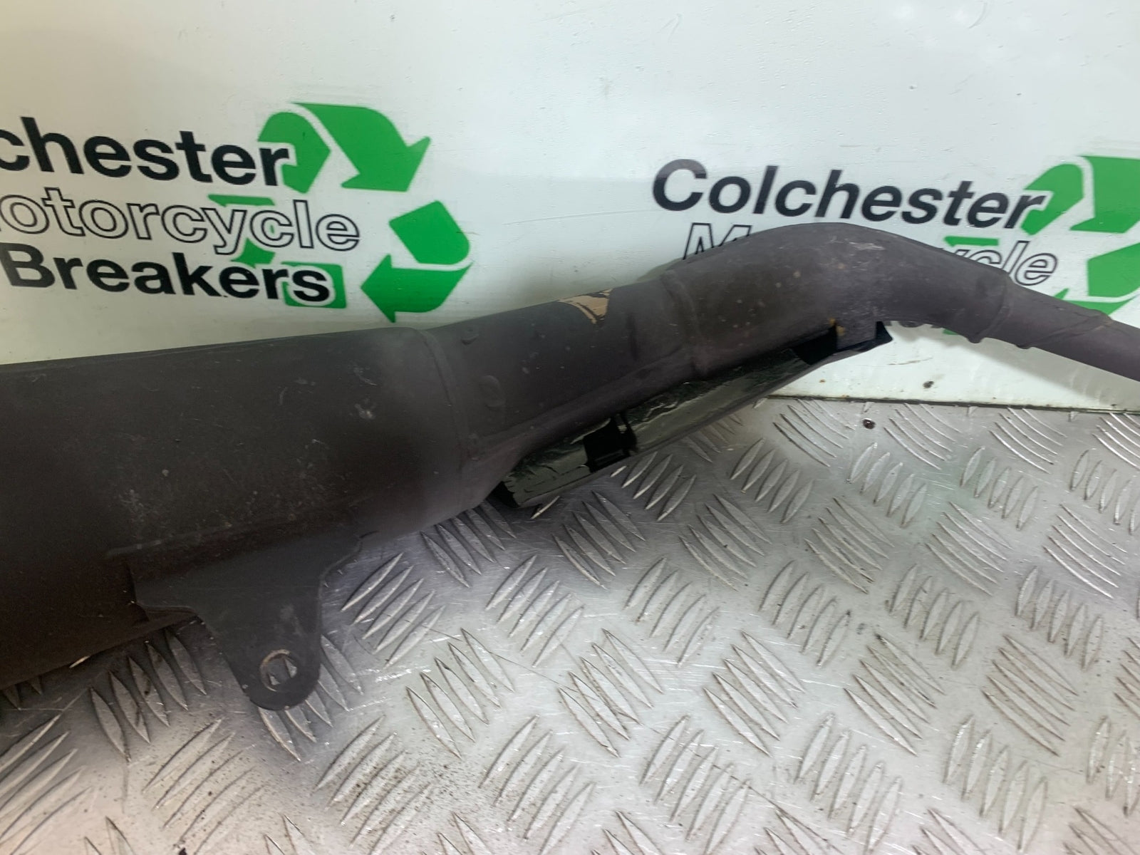 SUZUKI GSXR 125 GSX R125 EXHAUST YEAR 2017