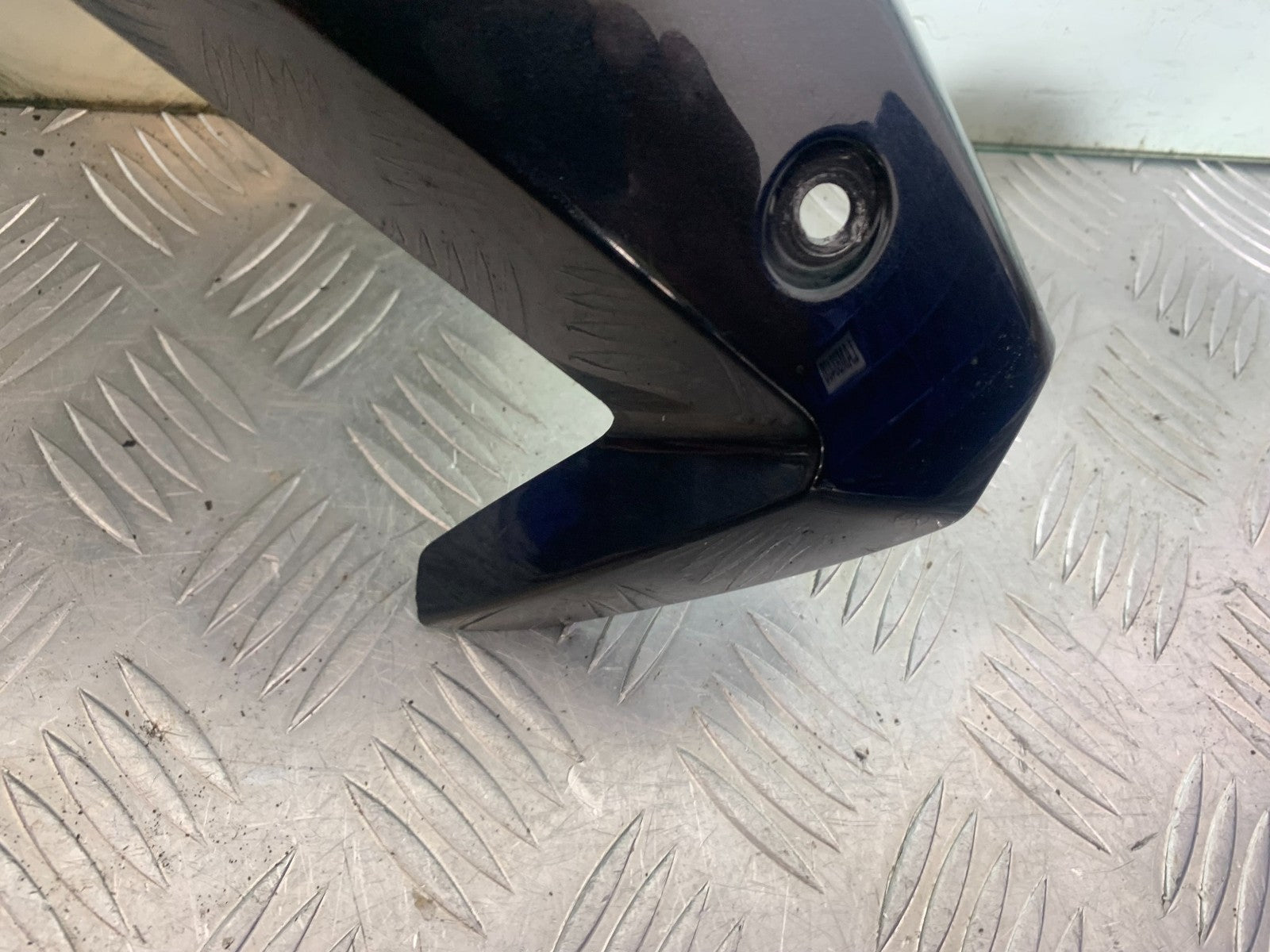 TRIUMPH 675 STREET TRIPLE RIGHT RADIATOR COWL   2013-2016 (CMB1186)
