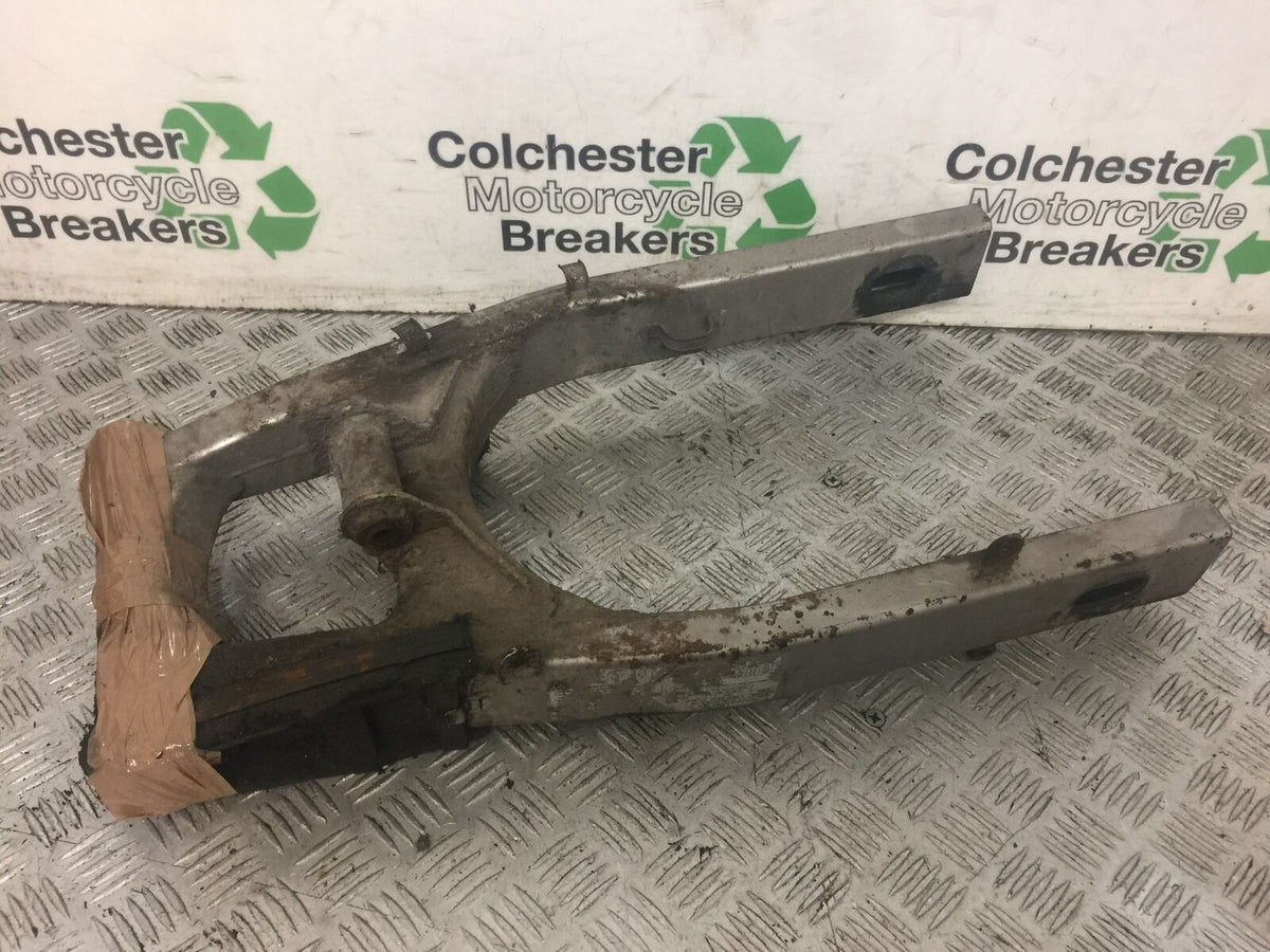 SUZUKI RF600 RF 600 SWINGARM   YEAR 1996 (STOCK 679)