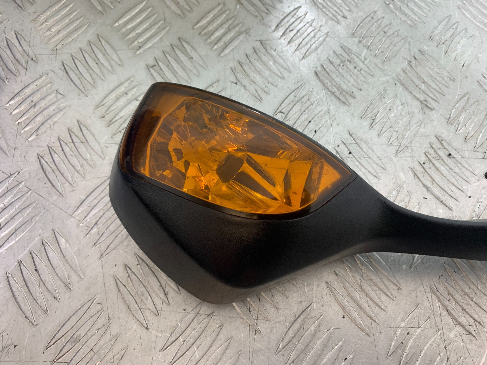 TRIUMPH 1050 SPRINT GT LEFT MIRROR YEAR 2010-2016 (CMB1250)