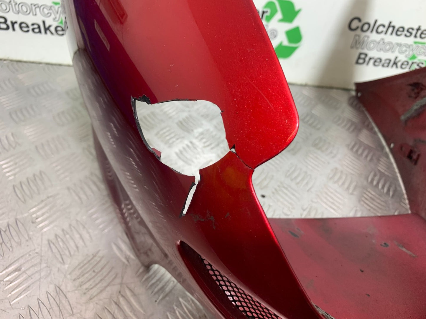 HONDA CBR1100 BLACKBIRD TOP FAIRING (DAMAGED) YEAR 1999-2005 (CMB1232)