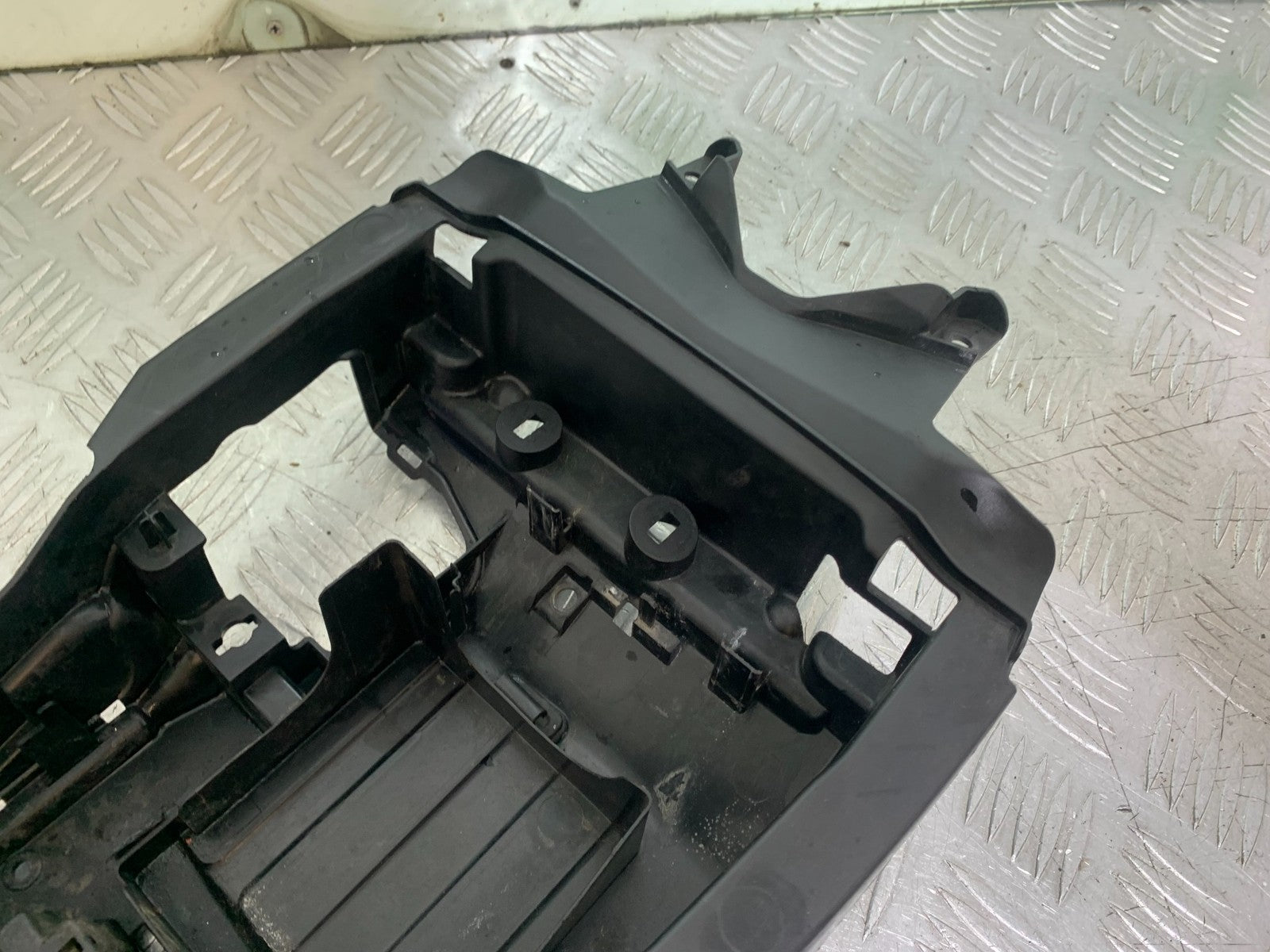 HONDA CBR1000 rr FIREBLADE UNDERTRAY   2008-2011 (CMB1253)