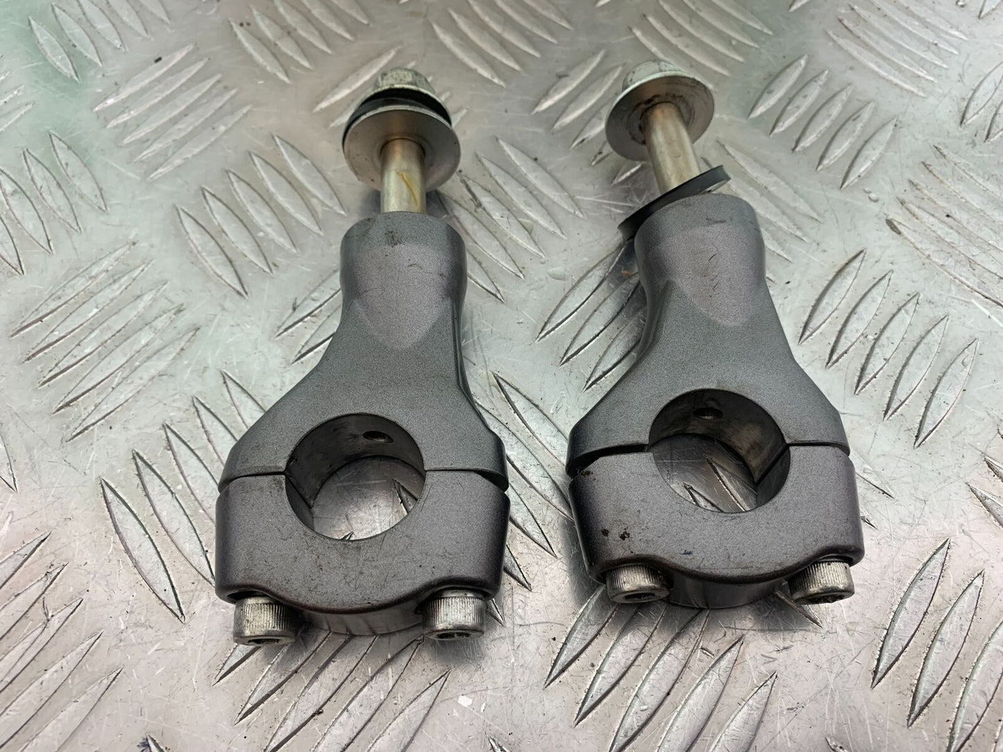 HONDA CRF1000 (DCT) AFRICA TWIN HANDLEBAR RISERS  YEAR 2017 (CMB1030)