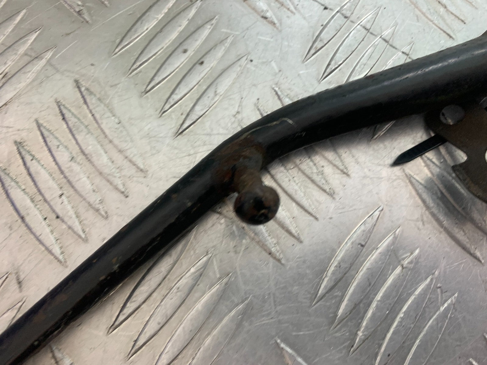 YAMAHA XJR1300 XJR 1300 SIDE STAND   YEAR  1999-2003 (CMB1119)