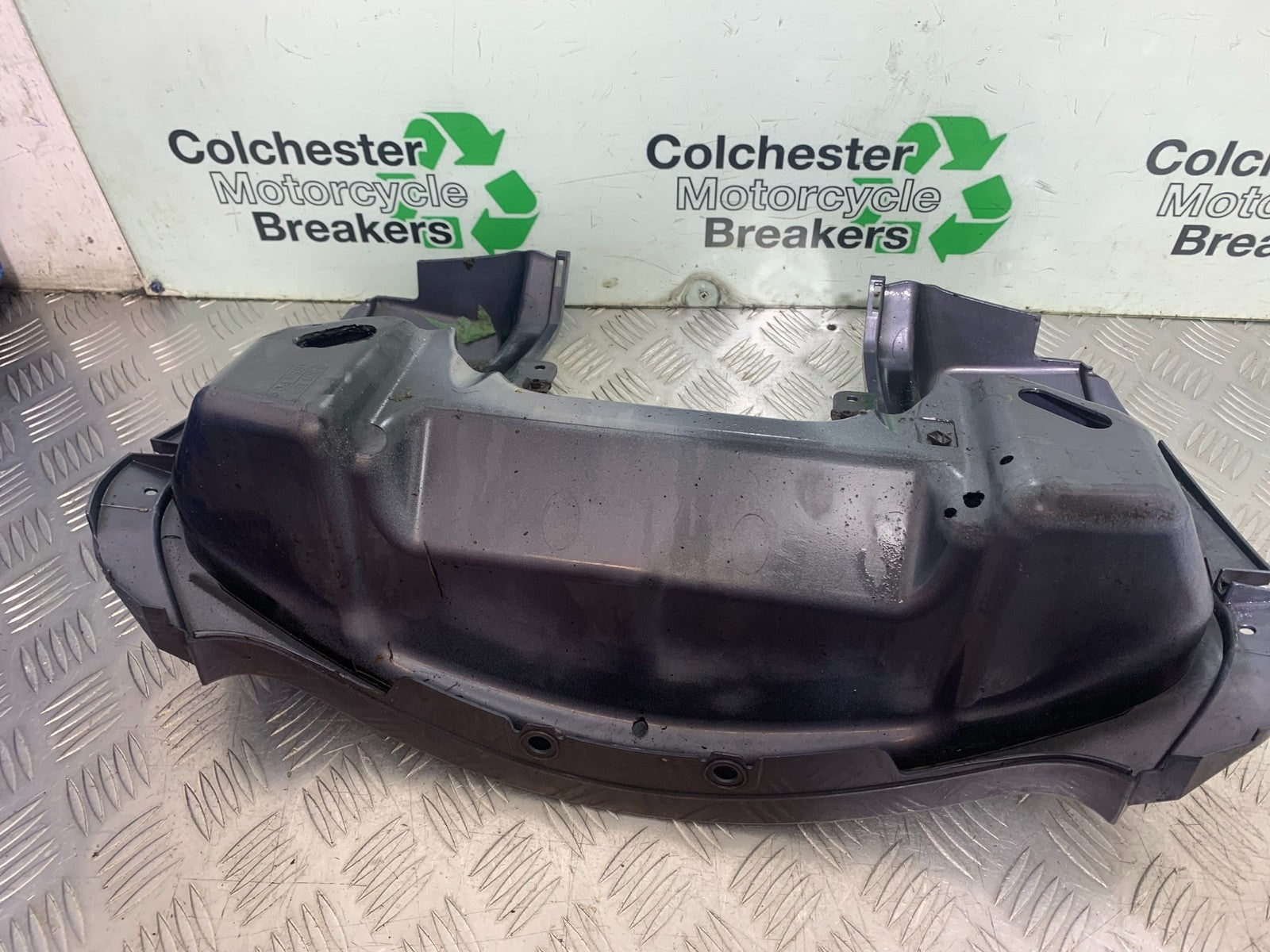 BMW K1200 K 1200 LT TAIL PIECE   YEAR 1999-07 (CMB1271)