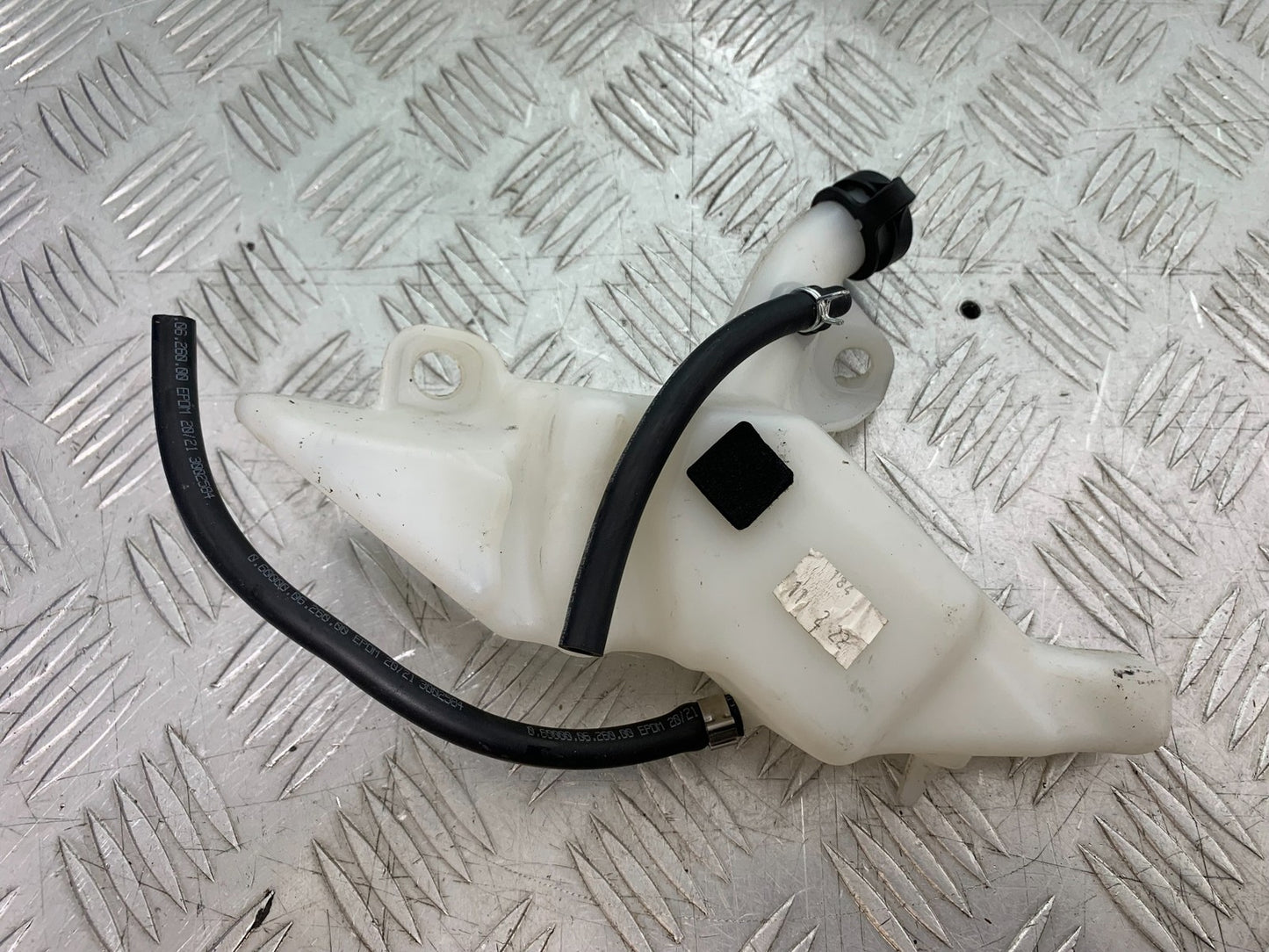 KTM 1290 SUPER DUKE R COOLANT BOTTLE   YEAR 2020-2024 (CMB1272)