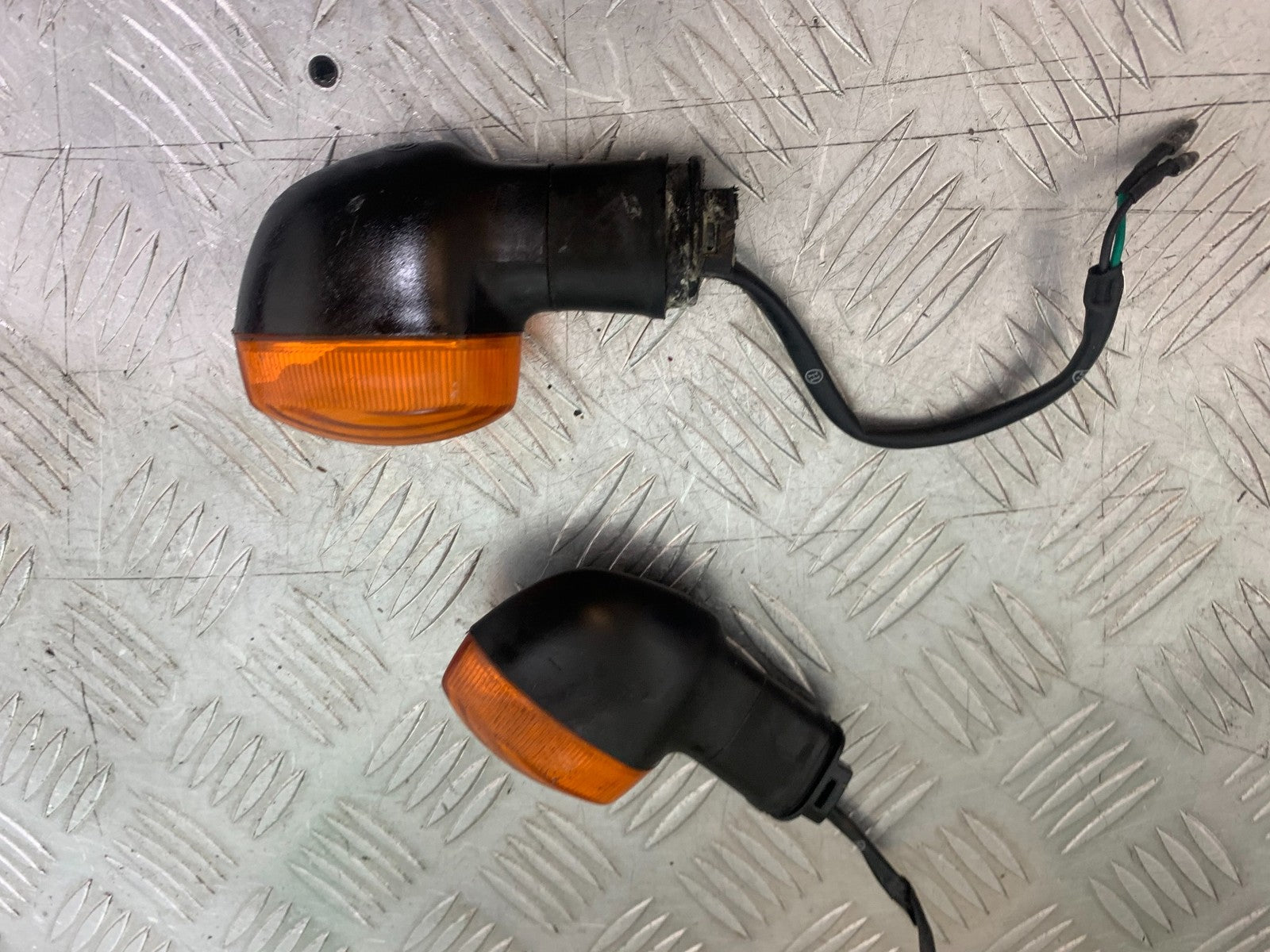 YAMAHA XJ6 XJ6-S 2X INDICATOR YEAR 2009-2015  (CMB1212)