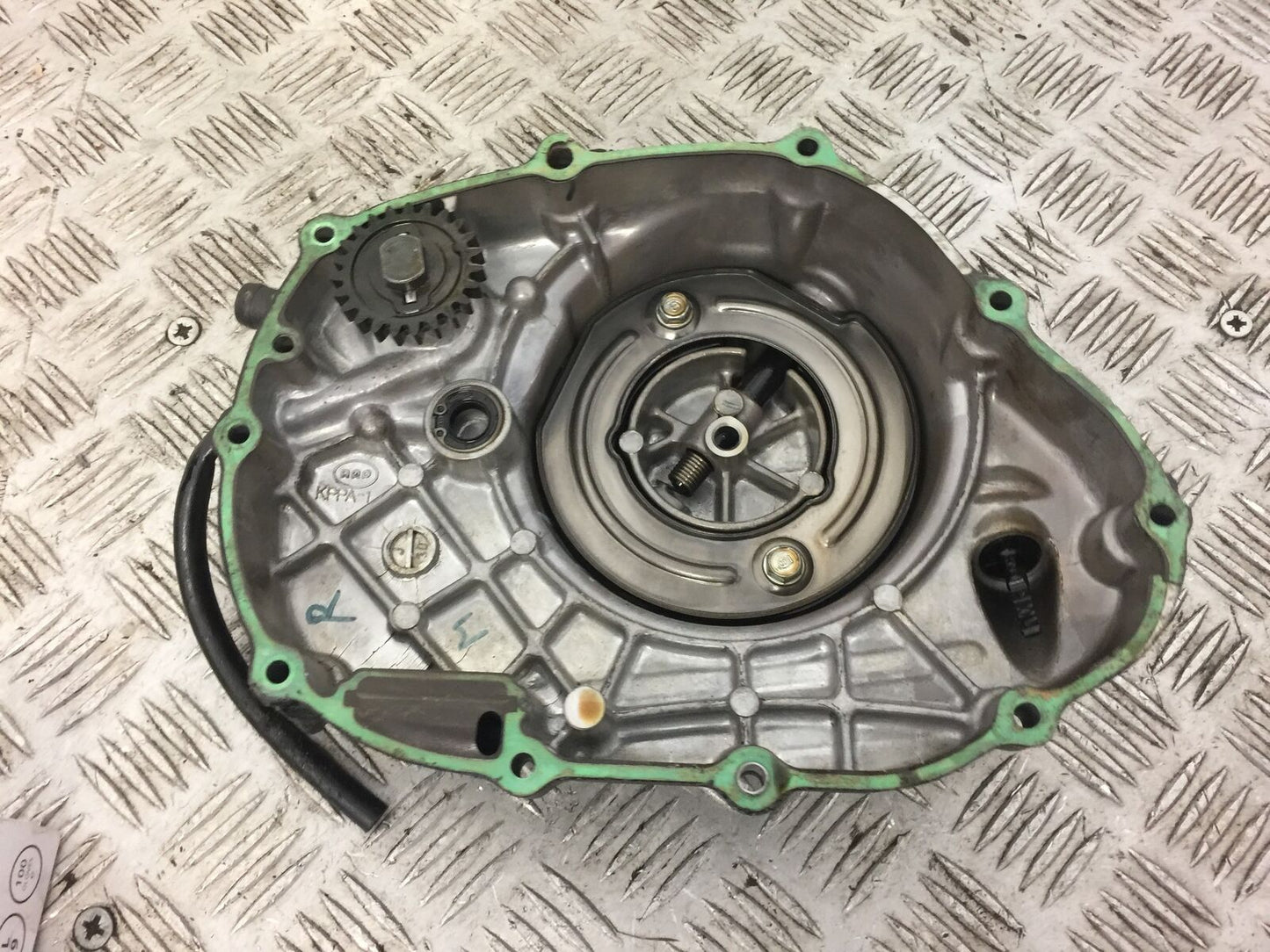 HONDA CBR125 CBR 125 CLUTCH COVER  YEAR 2011-2017 (STOCK 347)