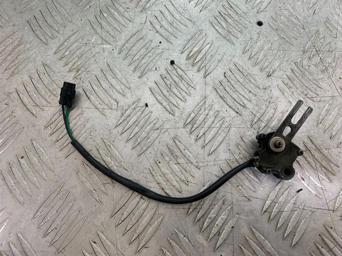 KAWASAKI ZX9R ZX9 E1 SIDE STAND SWITCH    YEAR 2000-01 (CMB1171)