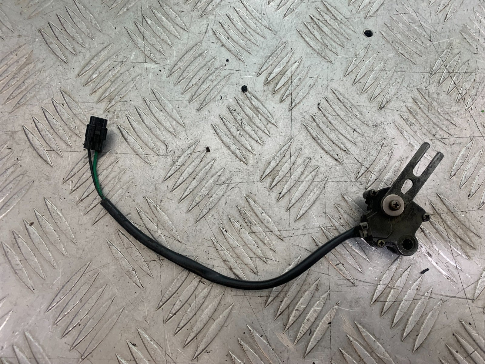 KAWASAKI ZX9R ZX9 E1 SIDE STAND SWITCH    YEAR 2000-01 (CMB1171)
