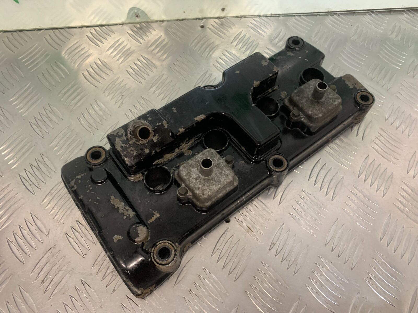 HONDA CBR1100 BLACKBIRD ROCKER COVER  YEAR 1999-05 (STOCK 961)