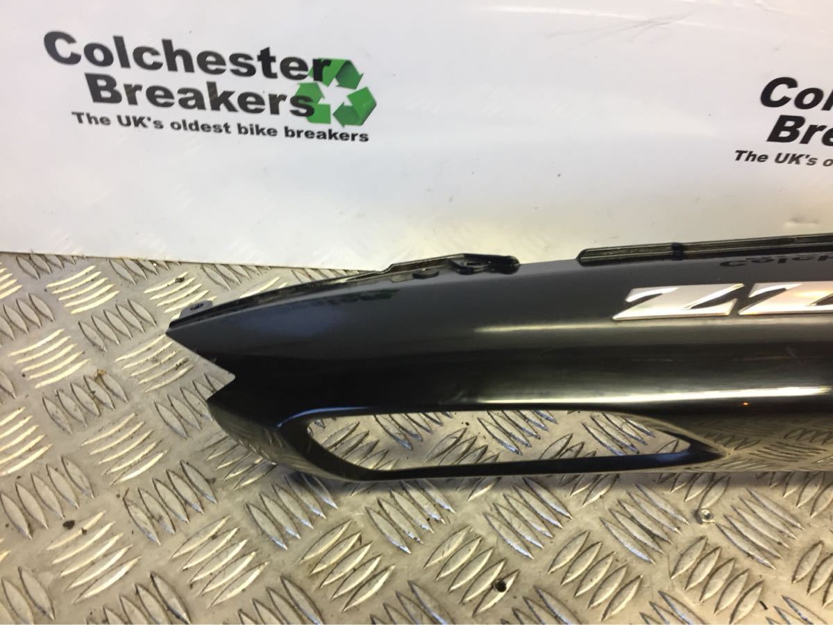 KAWASAKI ZZR1400 ZZR 1400 RIGHT SEAT SIDE PANEL  YEAR 2009