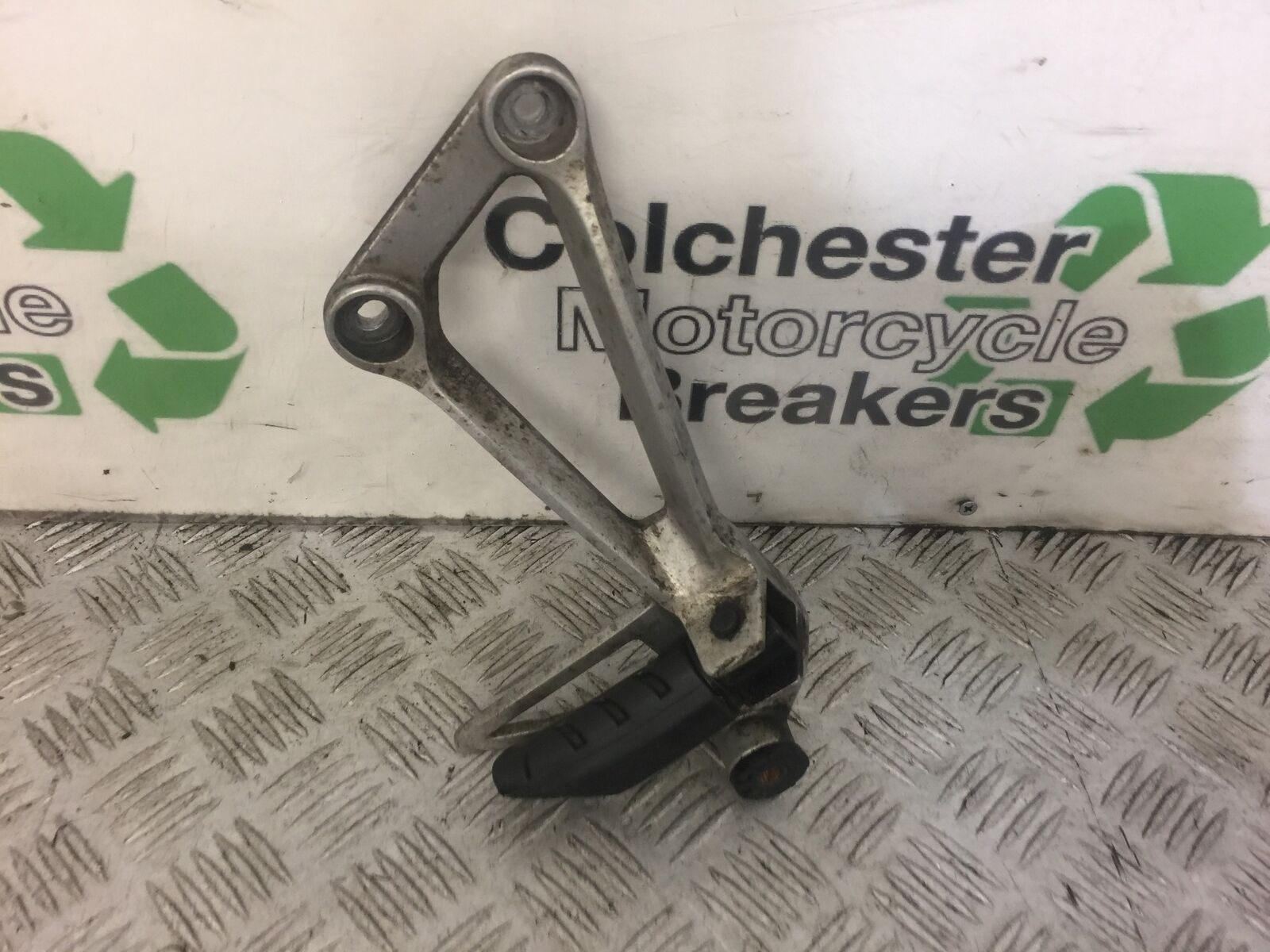 HONDA CBR 500 R  CBR500 R RIGHT REAR HANGER AND PEG  YEAR 2014  (STOCK 392)