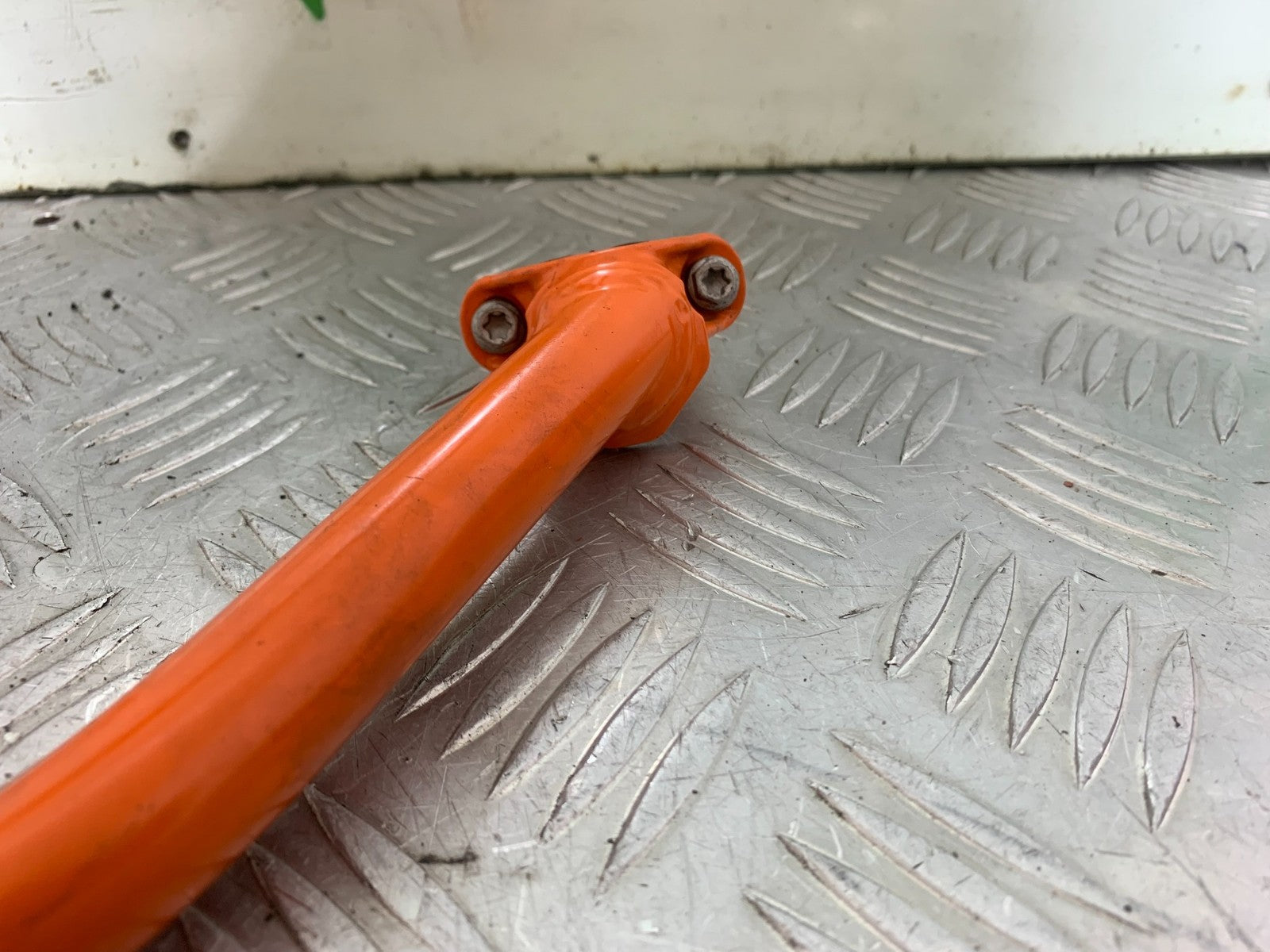 KTM 690 DUKE R LC4 RIGHT CRASH ENGINE BAR YEAR 2012-2015 (CMB1180)