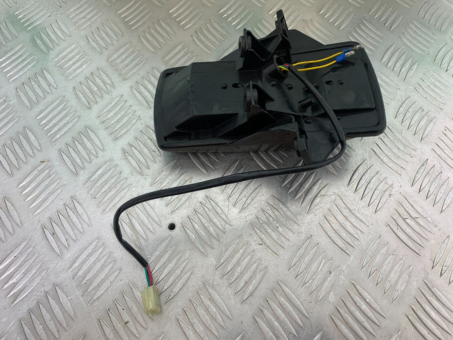 SUZUKI SV1000 SV 1000 K4 REAR LIGHT YEAR 2003-2007 (CMB1042)
