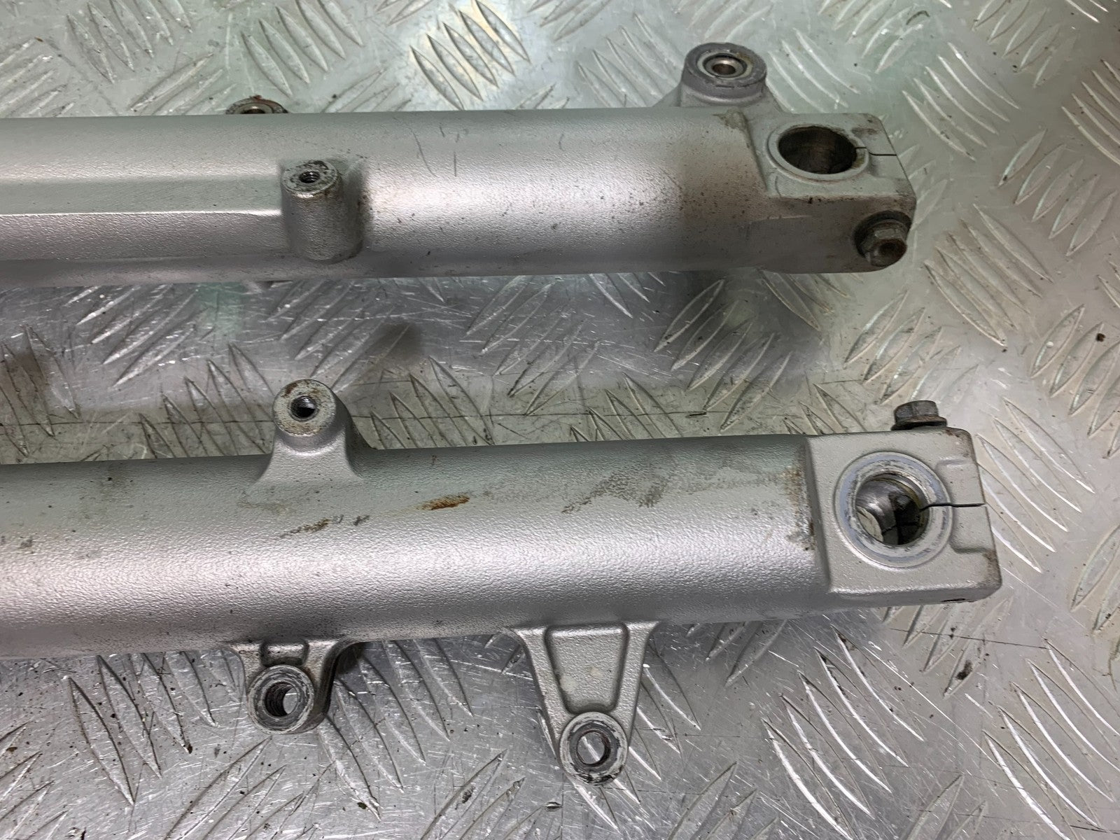 HONDA VFR800 VFR 800 V-TEC FORKS  YEAR 2002 -09 (CMB1296)