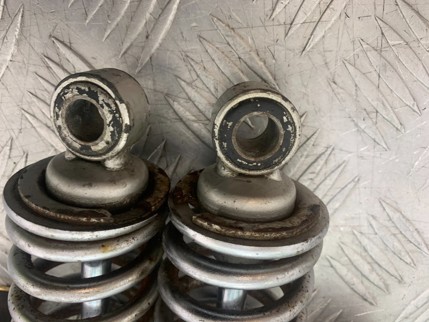 SUZUKI GSX750 INAZUMA REAR SHOCKS YEAR 1998-2003 (CMB1308)