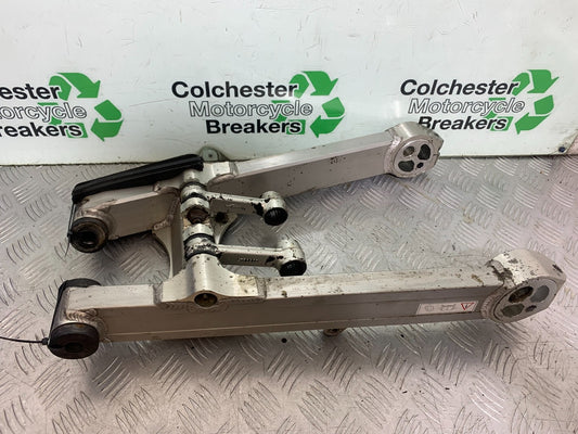 TRIUMPH TROPHY 900 SWINGARM  YEAR 1991-95 (CMB1251)