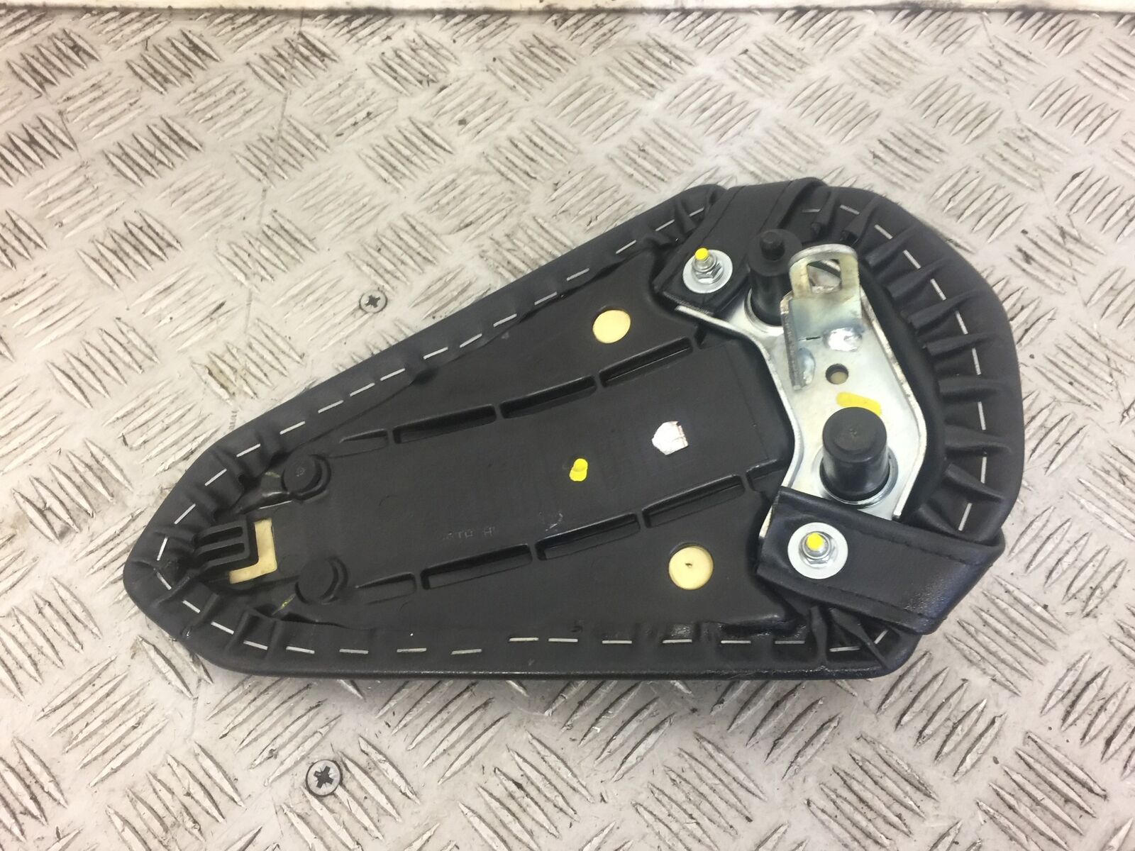 KAWASAKI NINJA 250 SL BX250 REAR SEAT  YEAR 2017 (STOCK 479)