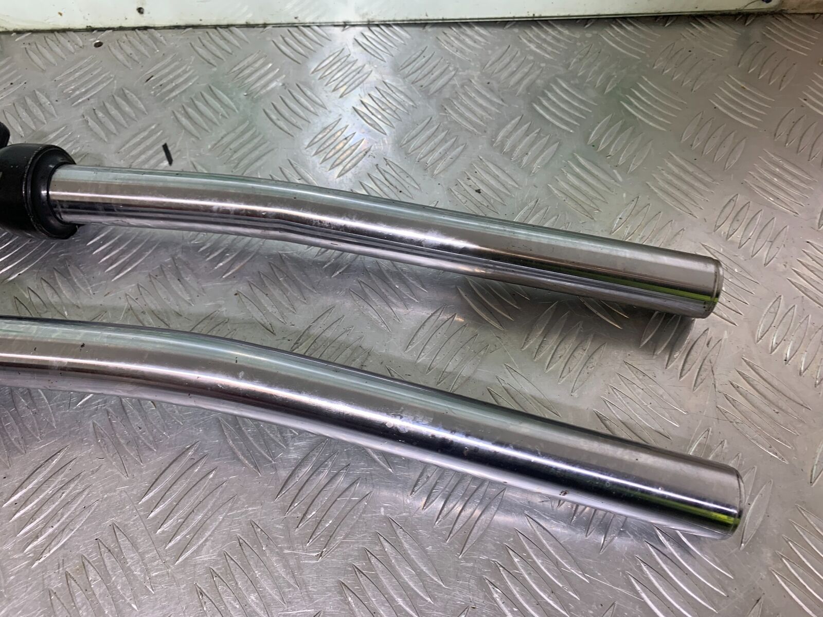 LEXMOTO LXR 125 FORKS (BENT)  YEAR 2019-2023 (CMB1076)