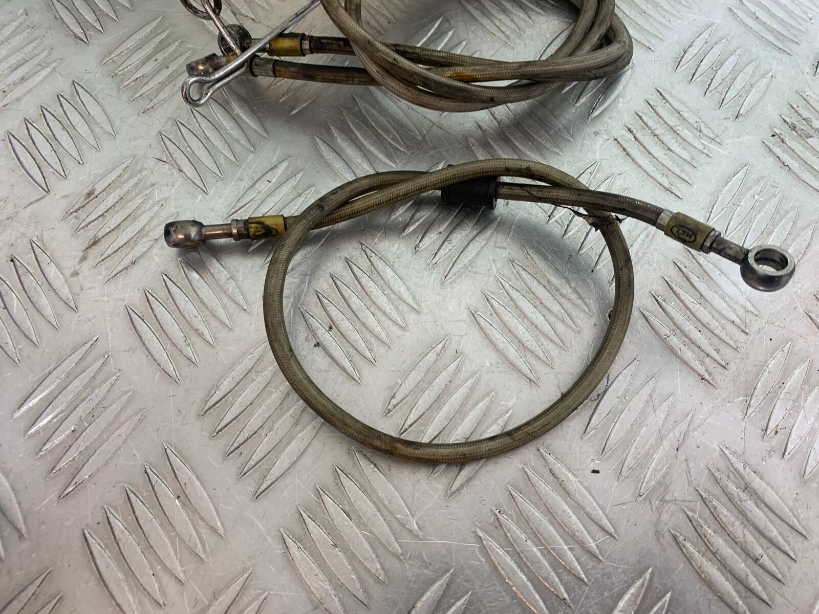 KAWASAKI Z750 ZR750 ZR-7S BRAIDED BRAKE LINES  YEAR 1999-05 (CMB1135)