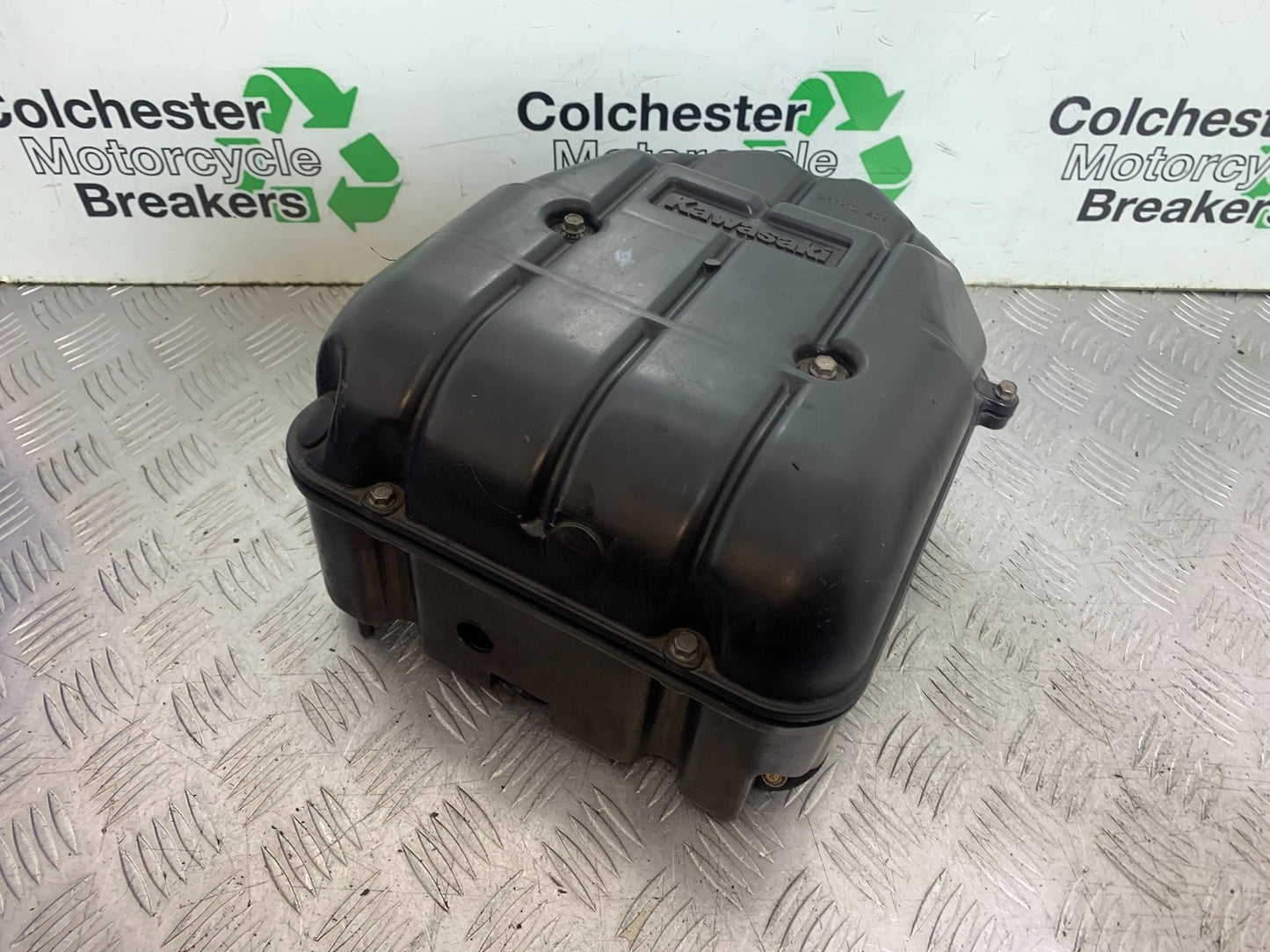KAWASAKI ZZR1100 D AIRBOX  YEAR 1993-2001 (CMB1289)