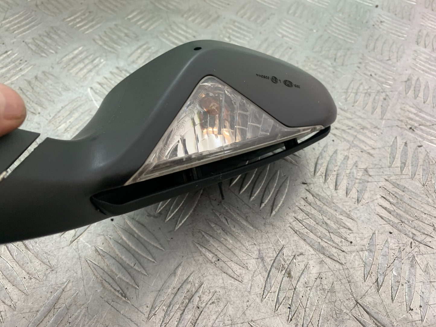 MV AGUSTA 675 F3 RIGHT MIRROR  YEAR 2012-2016 (CMB1302)
