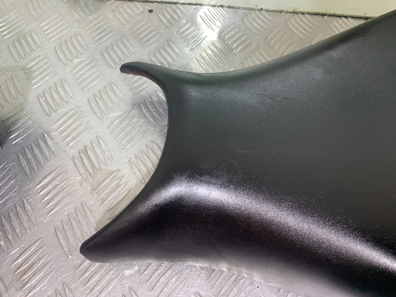 HONDA CBR500R CBR 500 R FRONT  SEAT  YEAR 2012-16 (CMB1151)