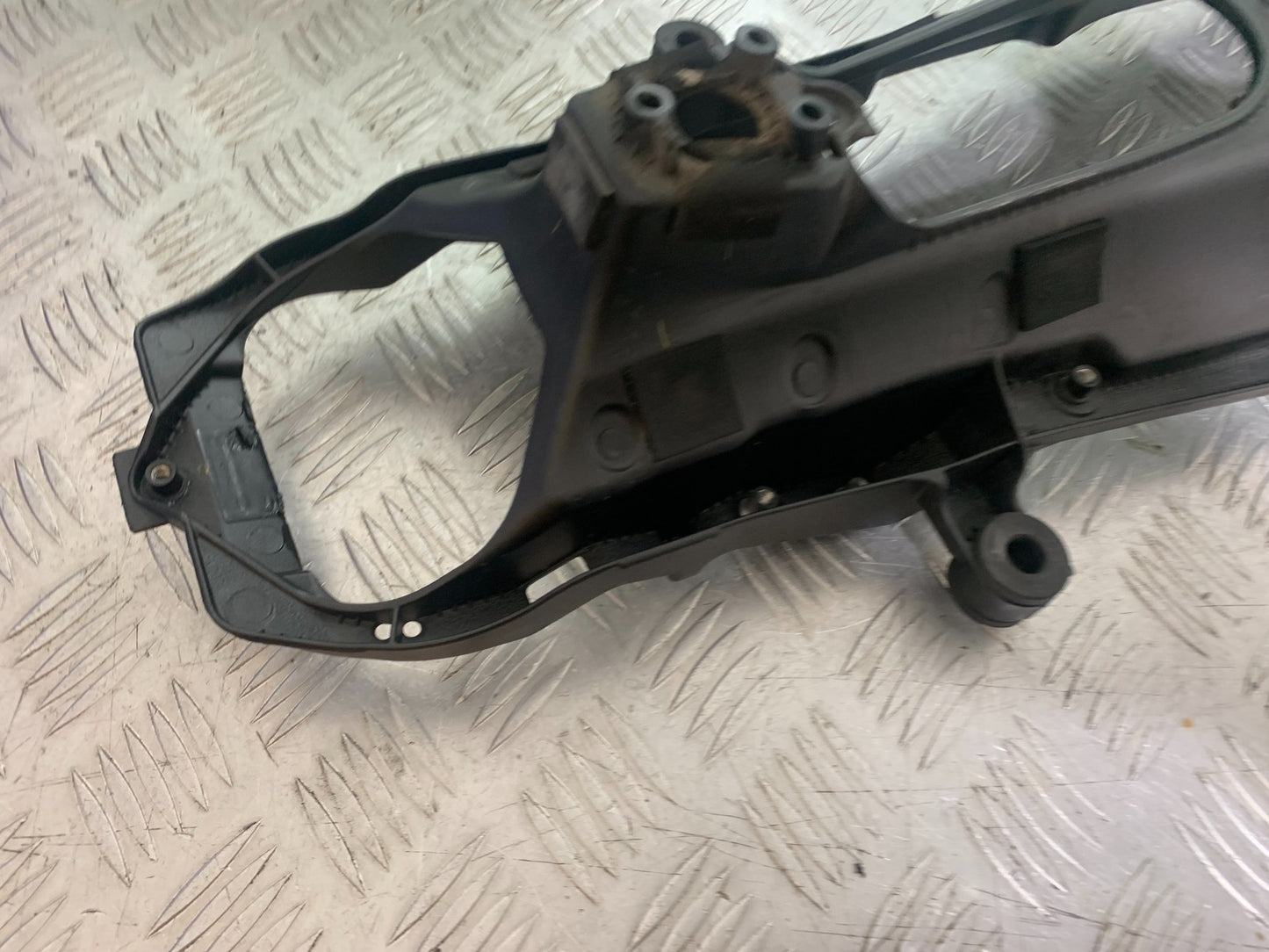 YAMAHA YZF R1 14 B BIG BANG REAR SUBFRAME 2009-14 (CMB1175)