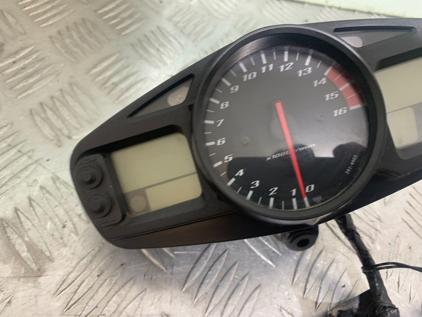 SUZUKI GSR600 GSR 600 CLOCKS SPEEDO DASH   2006-2010 (CMB1177)