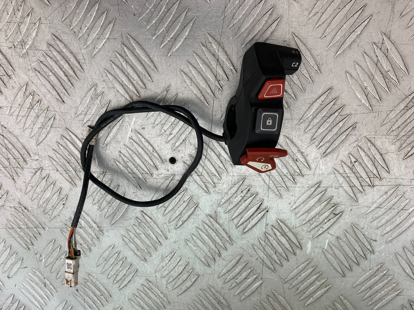 KTM 1290 SUPER DUKE R RIGHT SWITCH GEAR  YEAR 2020-2024 (CMB1272)