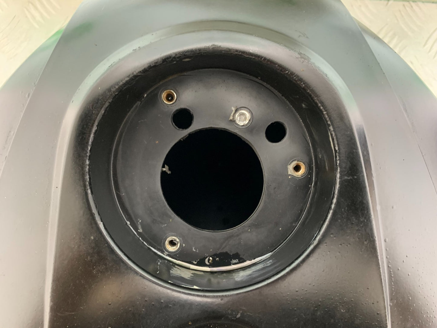 KTM 690 DUKE R LC4 FUEL PETROL TANK YEAR 2012-2015  (CMB1180)