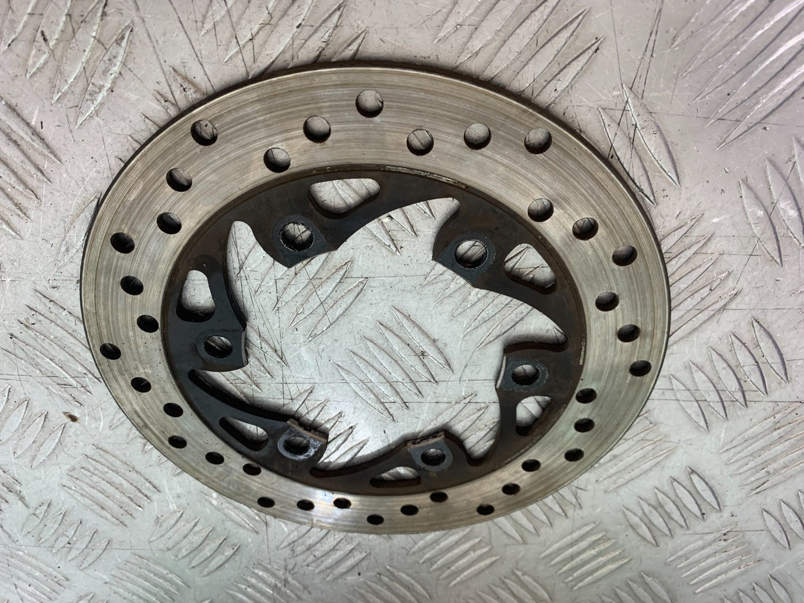 KTM DUKE 125 REAR BRAKE DISC  YEAR 2017-2022 (CMB1222)