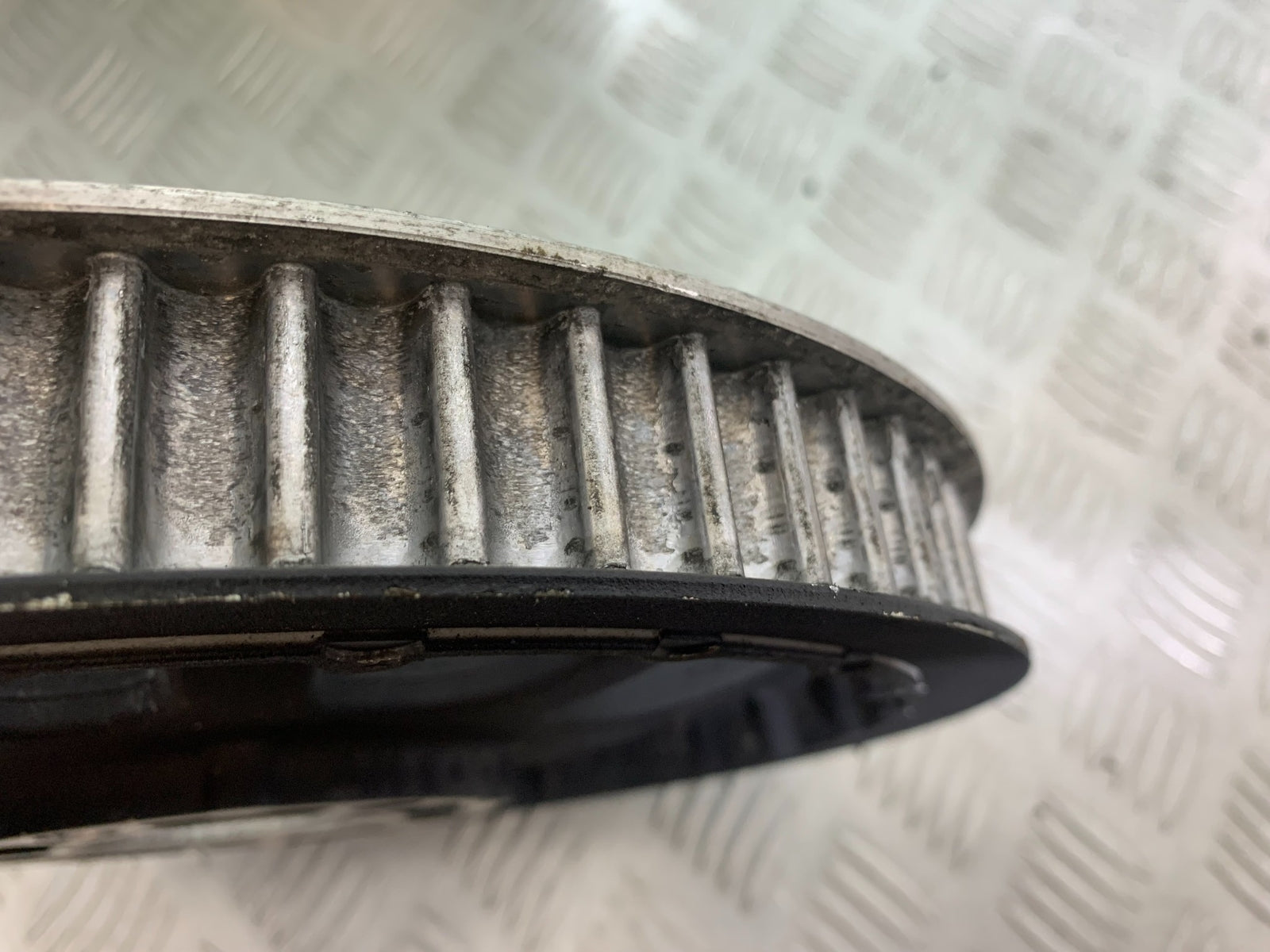 HARLEY DAVIDSON FXS BLACKLINE 1585 REAR PULLY  YEAR 2012 (CMB1147)