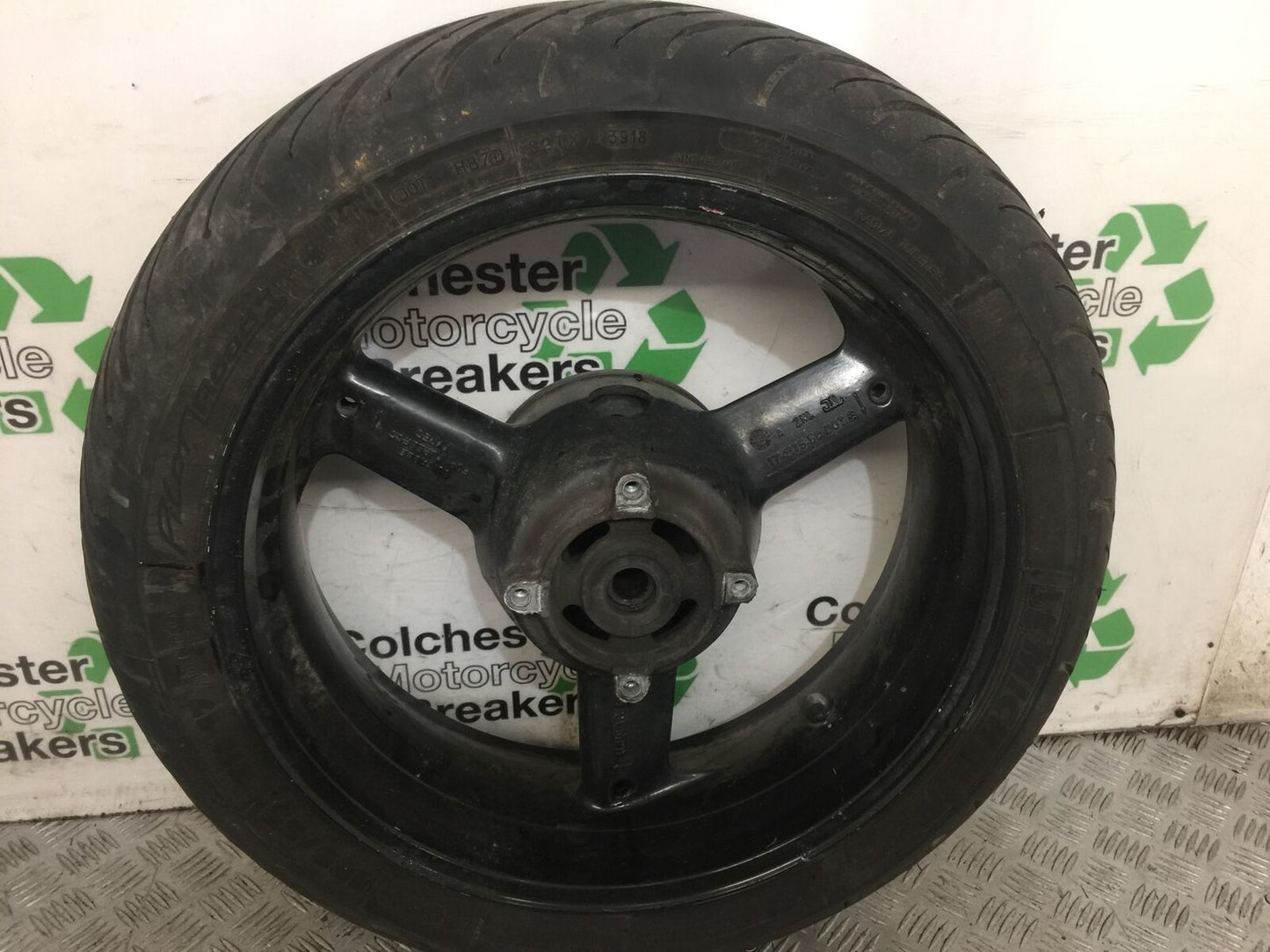 TRIUMPH 600 SPEED FOUR REAR WHEEL  YEAR 2002  (STOCK 756)
