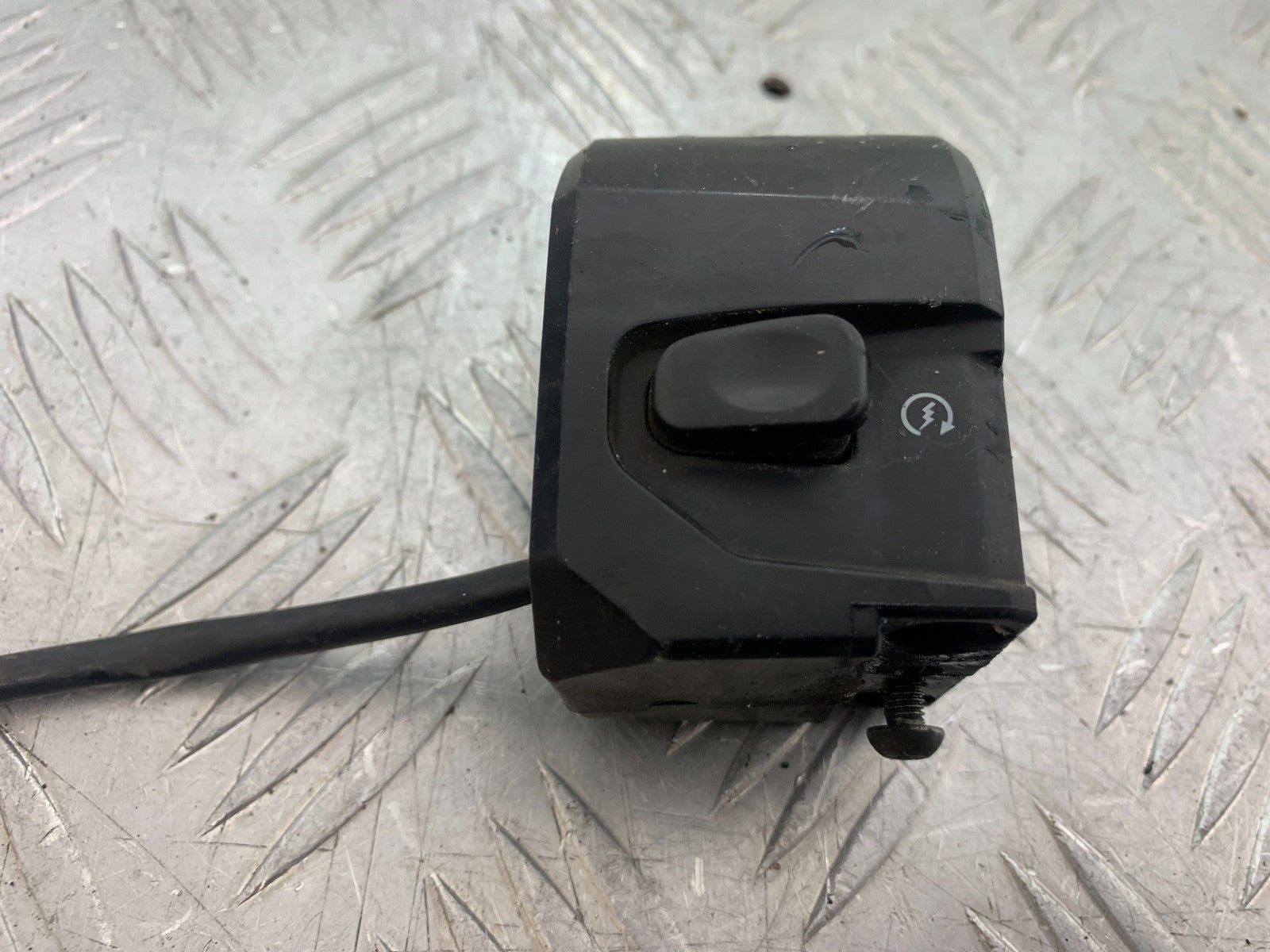 YAMAHA XMAX 125 XMAX-125 RIGHT SWITCH GEAR  YEAR 2015-2020  (CMB1266)